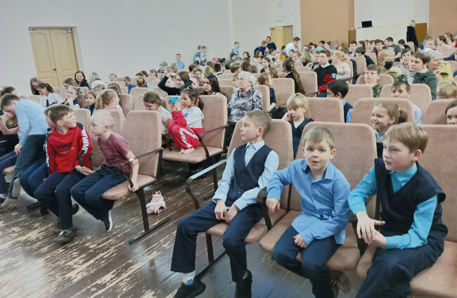 Ленские школьники пришли на встречу со студентами из «Десанта Прикамья»
