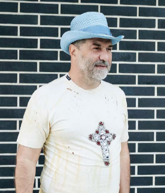 «Я был везде, пожалуй, кроме республик Северного Кавказа, потому что там у меня нет зрителей. Во всяком случае, оттуда мне не приходят приглашения».