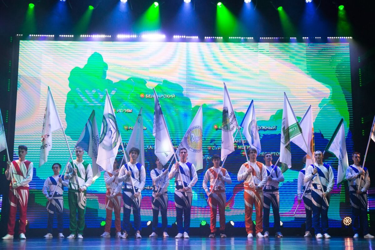    В СурГУ проходит научно-методическая конференция, посвященная вызовам среднего профессионального образования