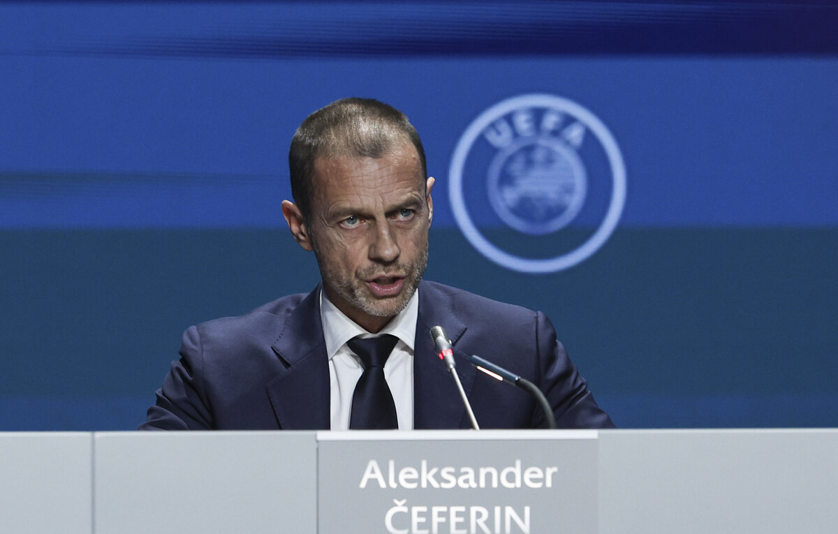    Президент Союза европейских футбольных ассоциаций Александер Чеферин  EPA-EFE/MIGUEL A. LOPES