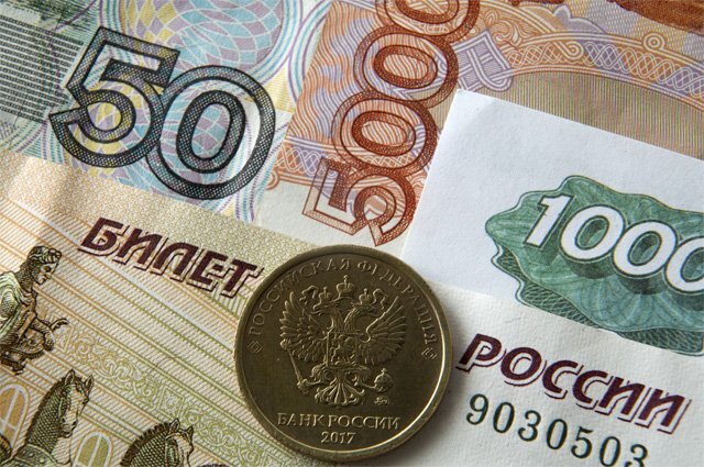    Кому выгодно ослабление рубля?