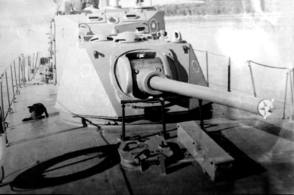 УНИВЕРСАЛЬНАЯ МК-85 на МБК пр. 186