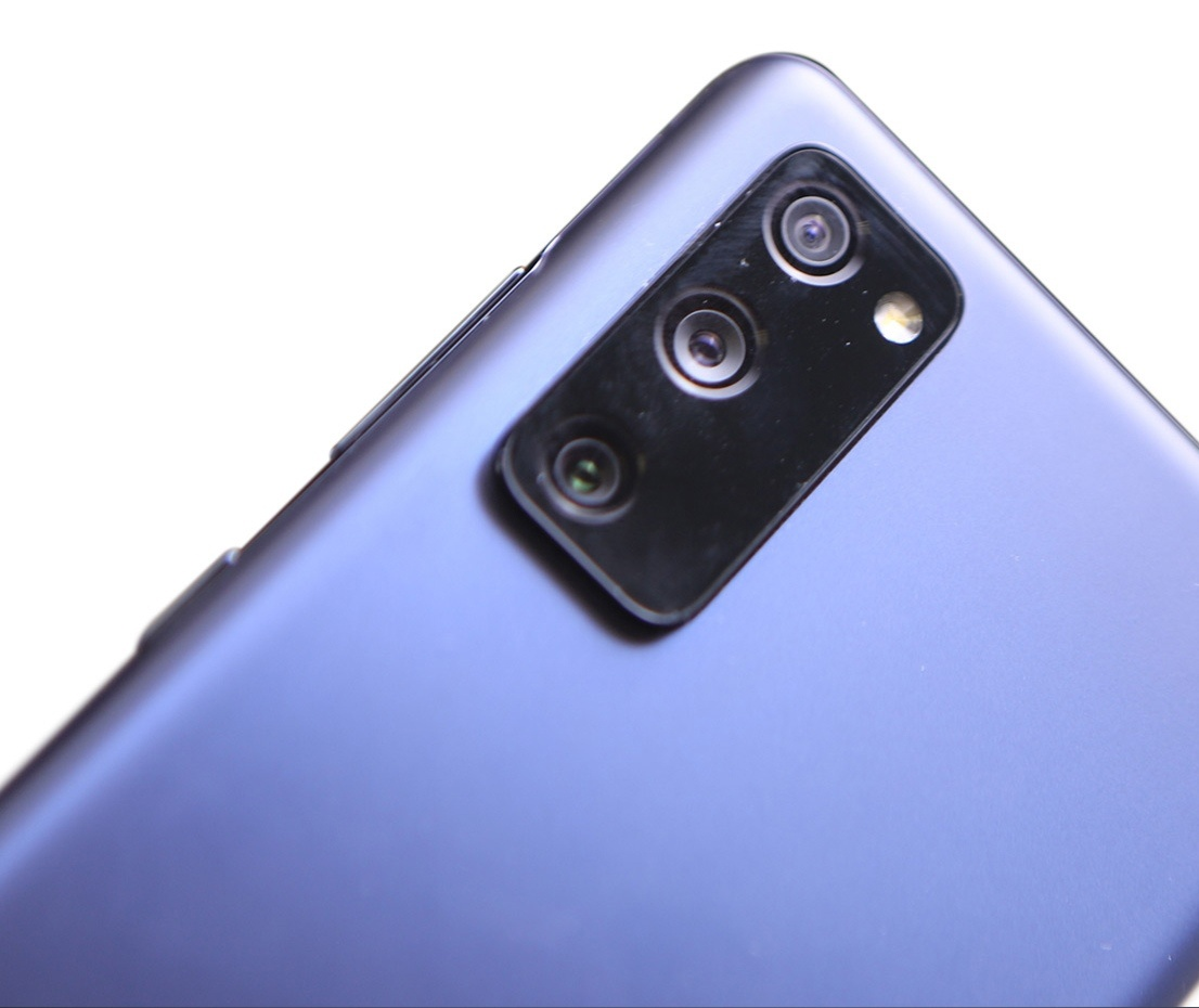 samsung s20 fe стоит ли покупать в 2023