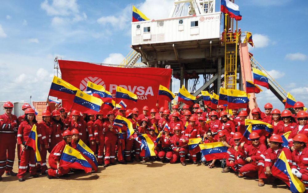 Венесуэла лидер по добыче. Венесуэла нефтедобыча. Добыча нефти в венесуэле. Венесуэла промышленность. Иран венесуэла.