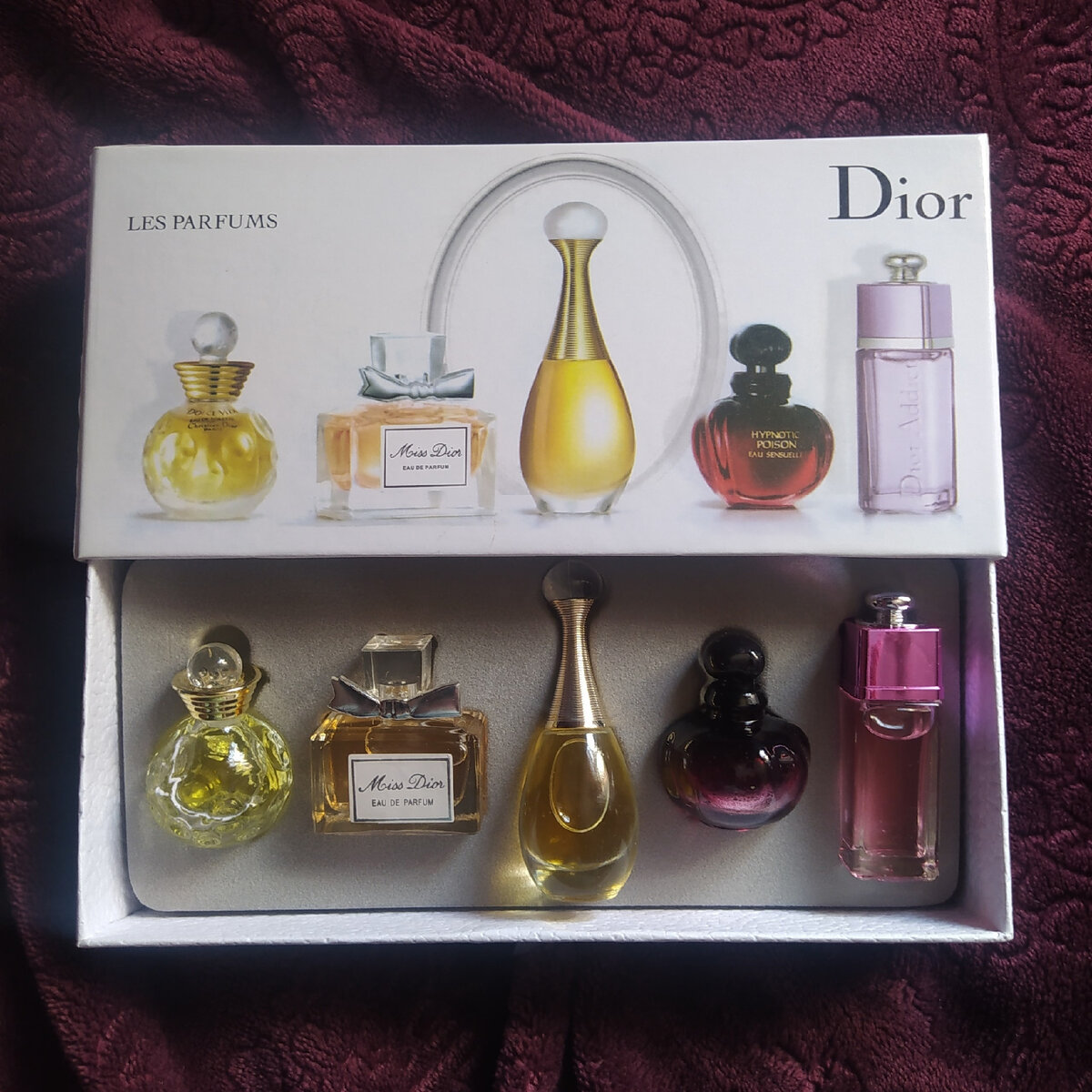 Миниатюры диор. Миниатюры диор. Набор духов-миниатюр dior 5 в 1. Женский подарочный набор духов. Миниатюра блеска диор.