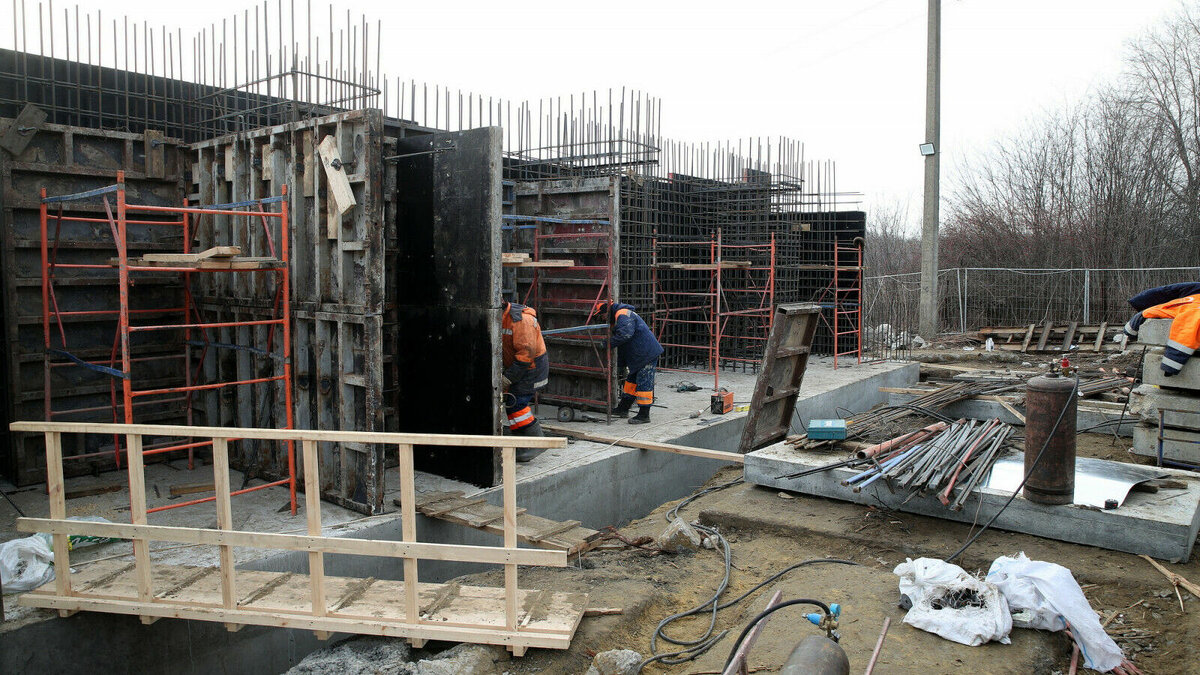     В Ростове один из крупнейших застройщиков поделился планами по застройке территорий Первомайского района у Ростовского водохранилища, об этом сообщили СМИ.