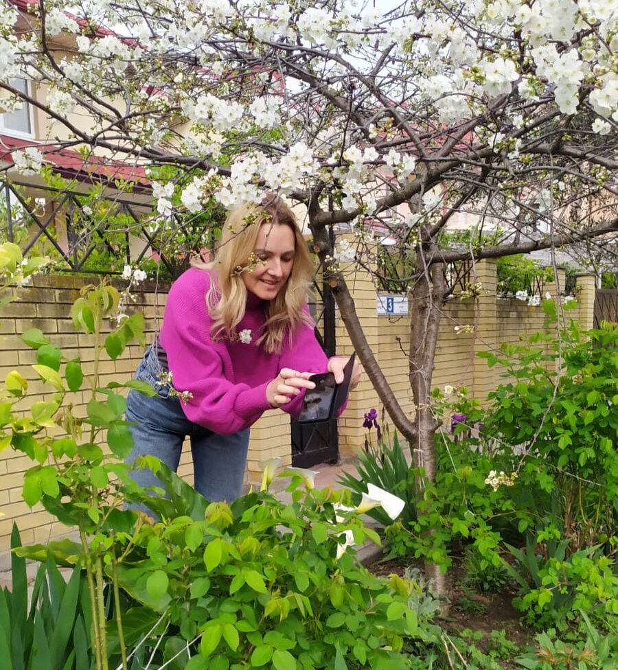 Фотографирую цветы. Здесь не будет фото хостела 