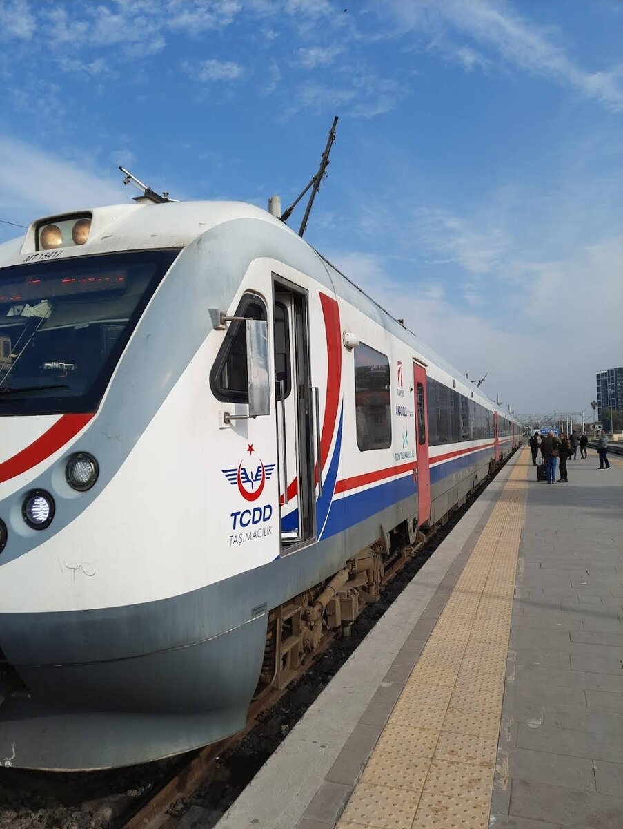 Поезд Мерсин - Адана. Турция