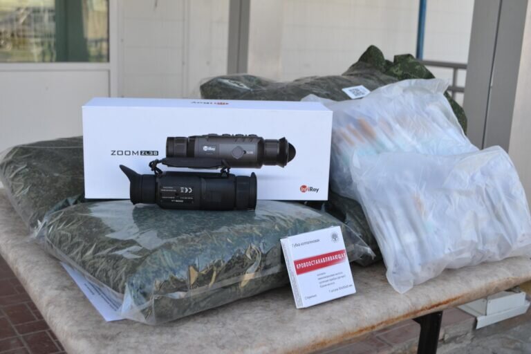    Жители Акбулакского района передали тепловизор, плащи и медикаменты землякам-бойцам СВО Кристина Просвиркина