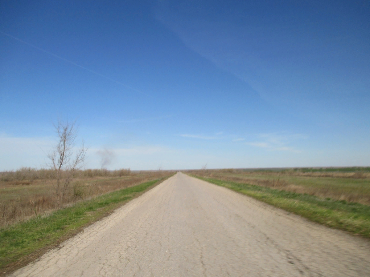Дорога к селу. Первые пара километров...