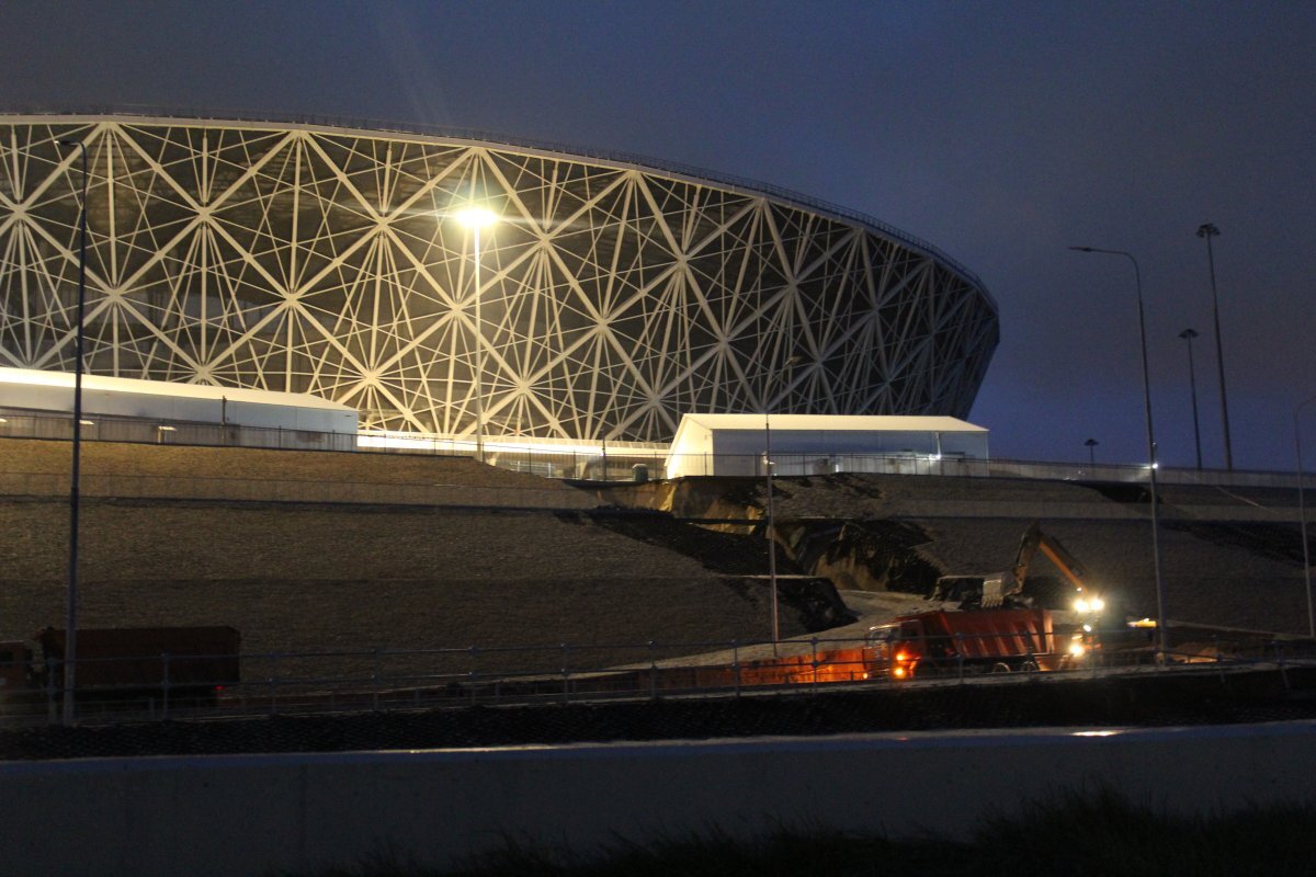    Эдуард Хиль-младший споет «День Победы» после ретро-матча в Волгограде