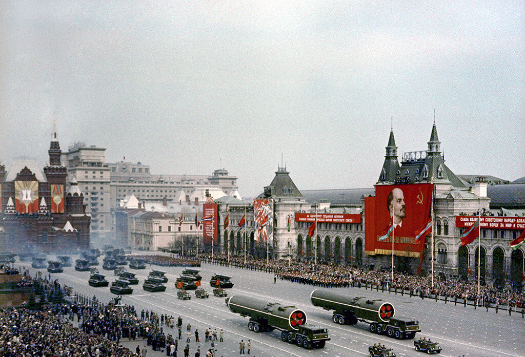 Парад Победы 1965 года
