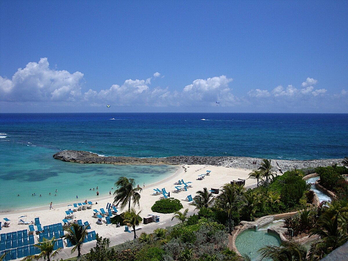 Багамские острова северная америка. Гавайи Багамы. Багамские острова, Гаити, Куба. Багамские острова достопримечательности. Багамские острова климат.
