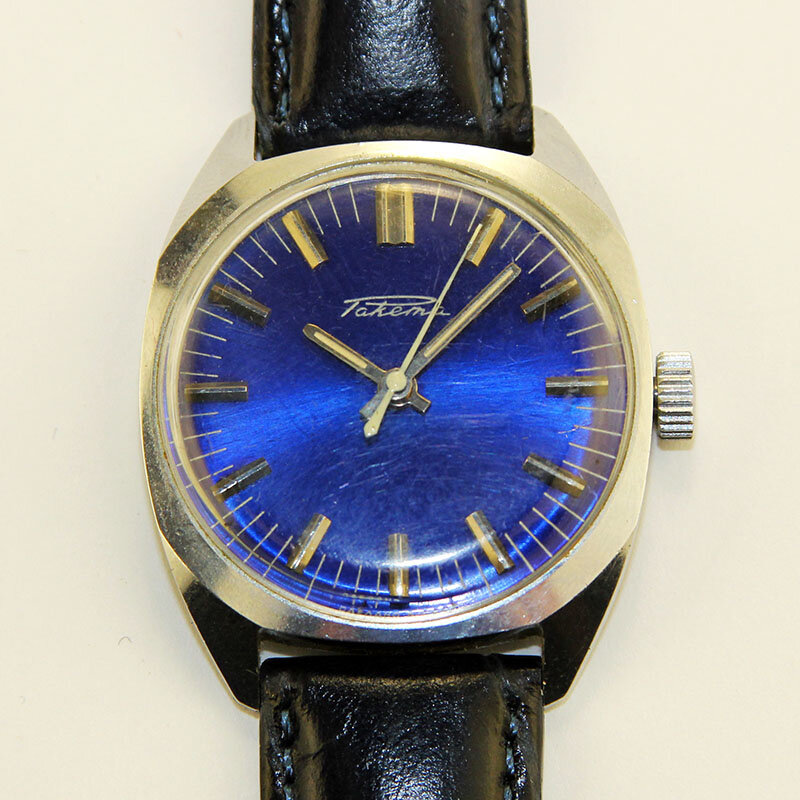 Я с удовольствием носил их - мои первые часы "Ракета"