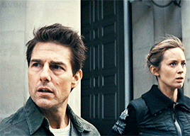 Кадры из фильма "Грань будущего"