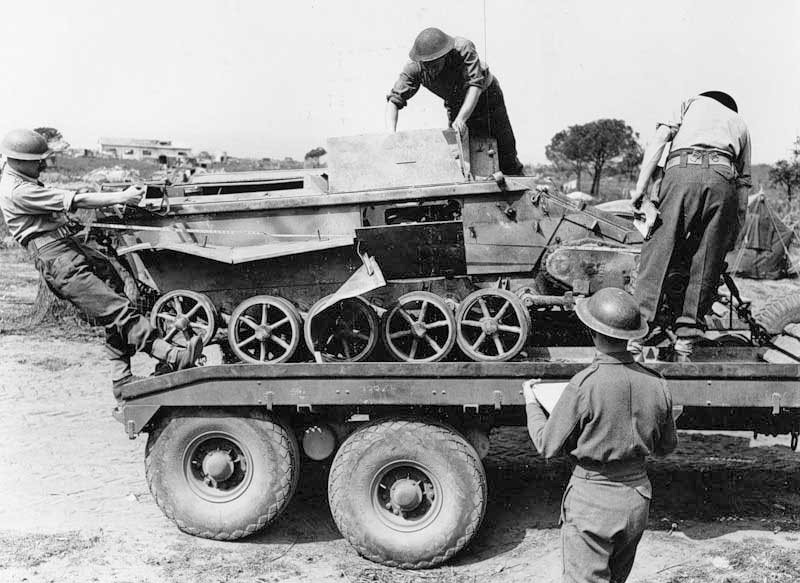 Трофейная немецкая радиоуправляемая танкетка B-4