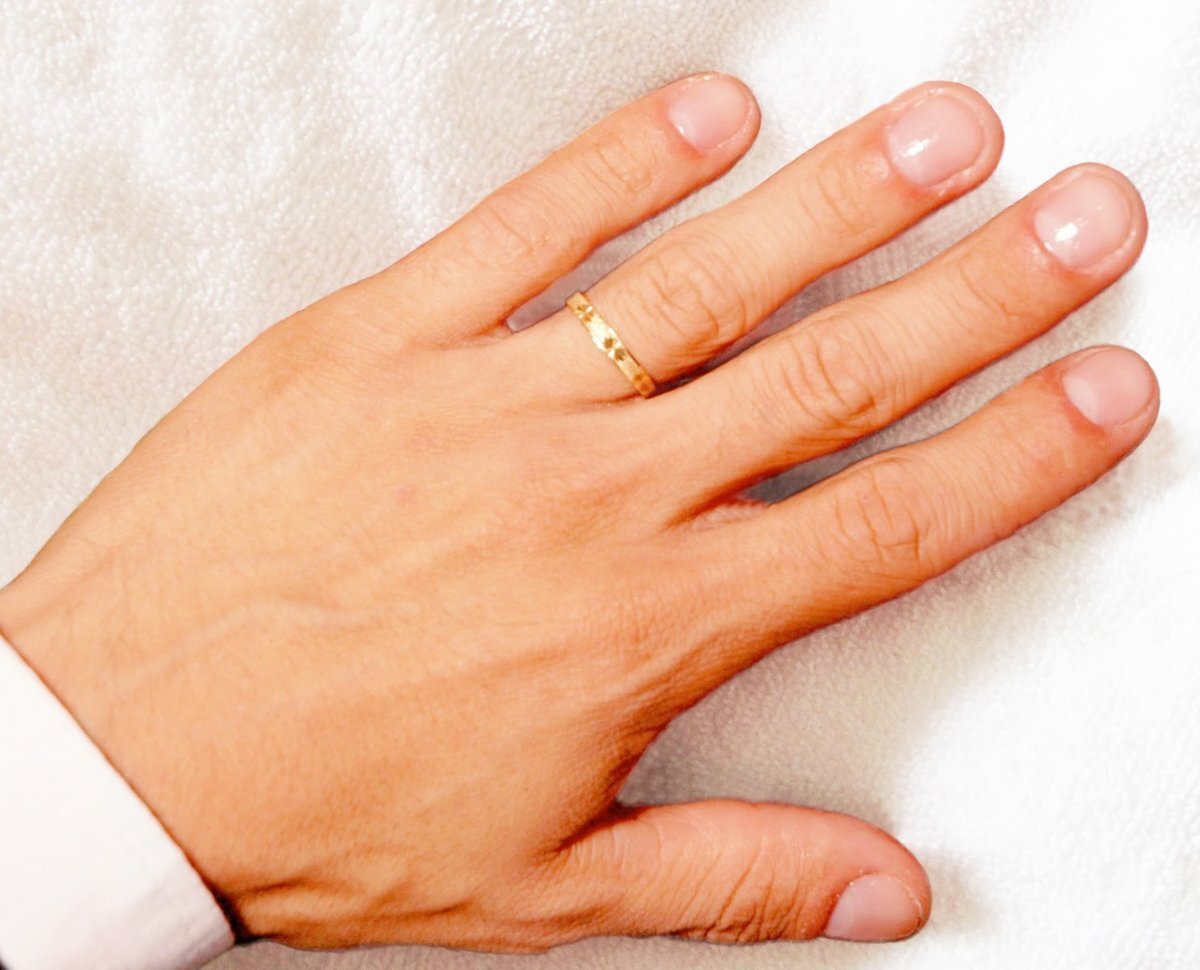 Нежные пальчики. Пальчики мужа. Мужская рука. Пальчики мужа. Пальчики мужа.