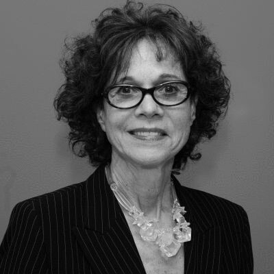 Девра Дэвис