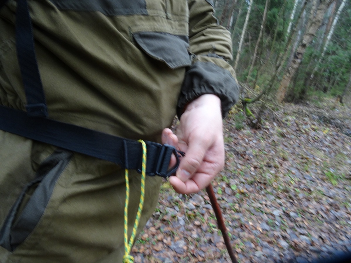 в этот раз, к поясу рюкзака привязал