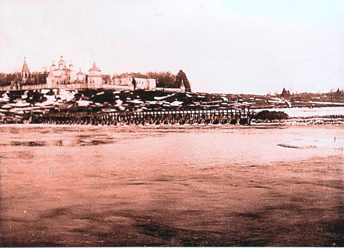 Плотина гидроэлектростанции