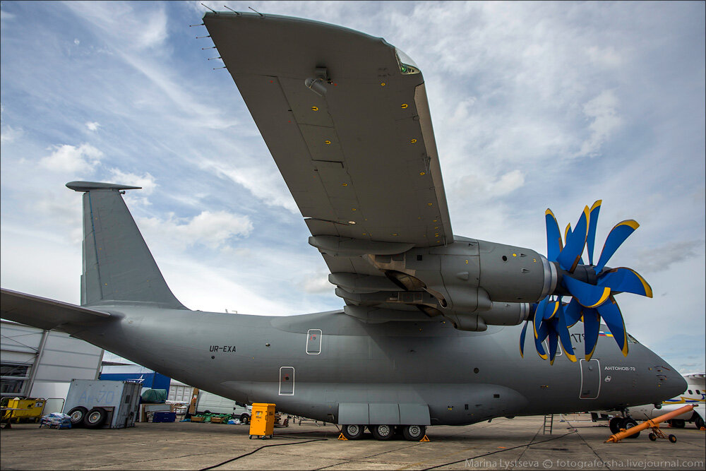 Ан-70. Ан 70 шасси. Antonov ан-70 ан-22. Ан-70 транспортный самолёт. Самолет ан 70.