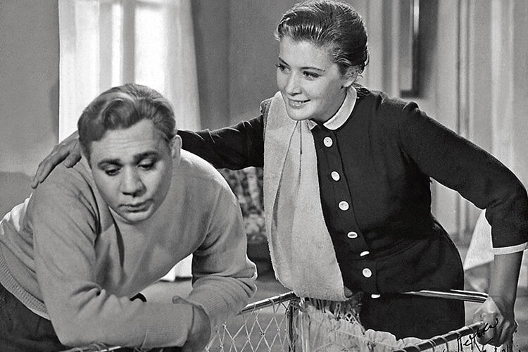 "Повесть о молодожёнах" (1959) - Евгений Леонов и Кюнна Игнатова