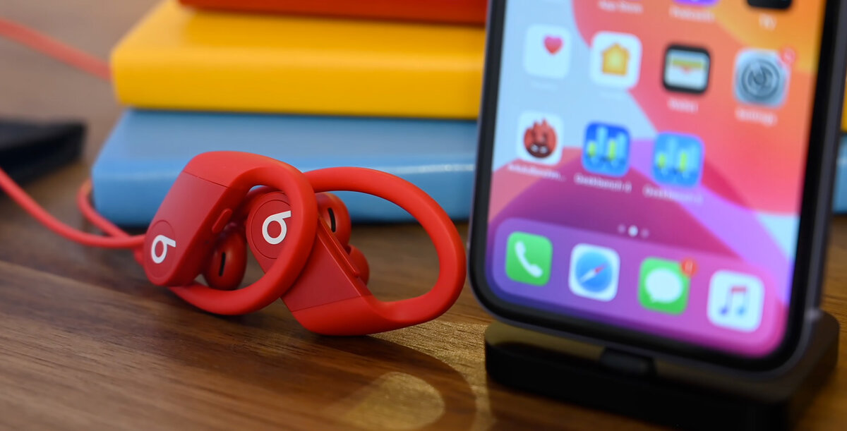Powerbeats 4