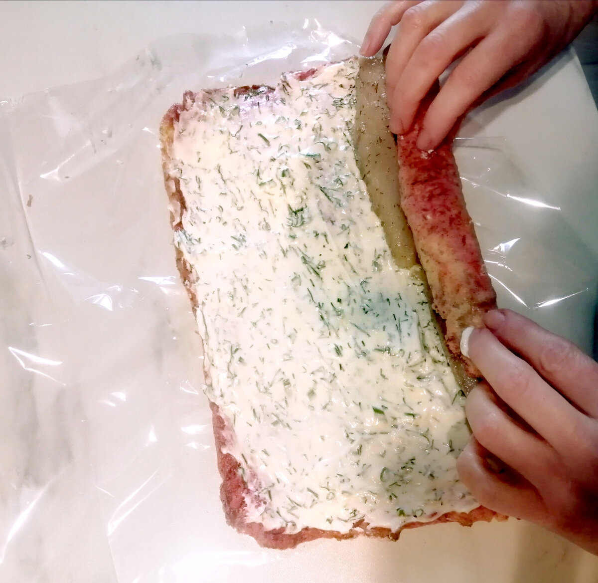 Невероятно вкусный рулет с селедкой