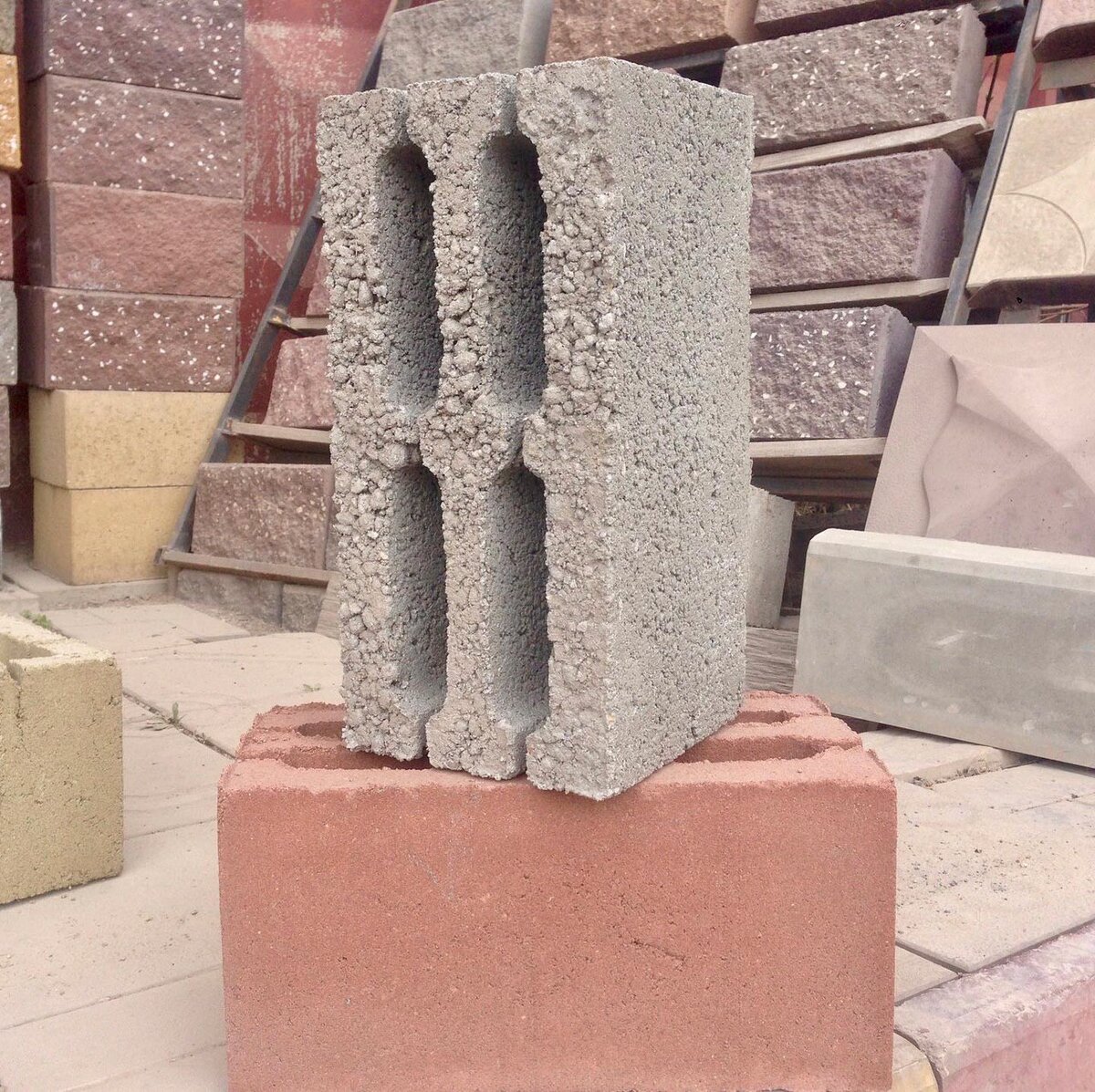 Керамзитобетонный блок от компании "ДомоСтрой" из Башкирии.