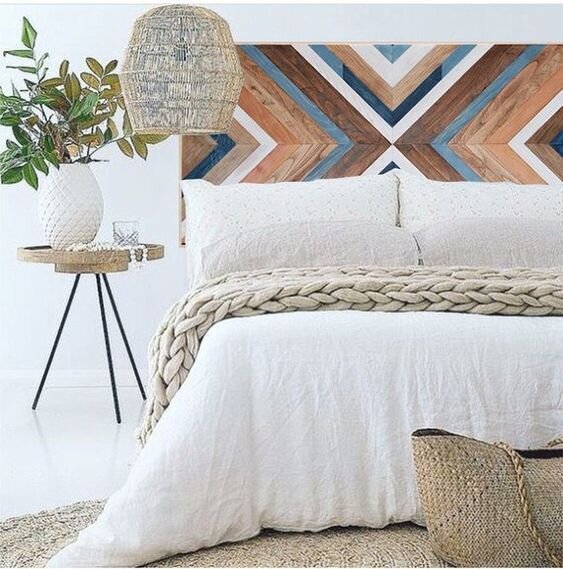 Изголовье кровати из ламината