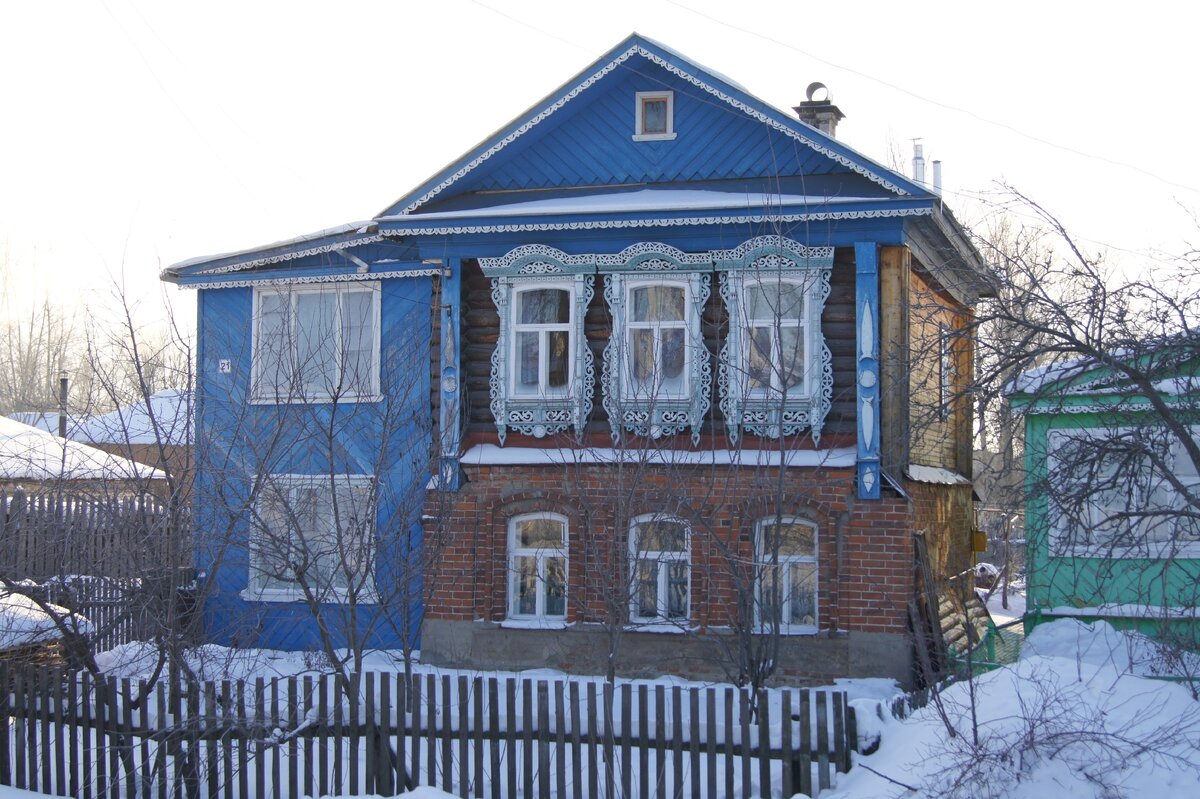 дом который приростал со всех сторон 