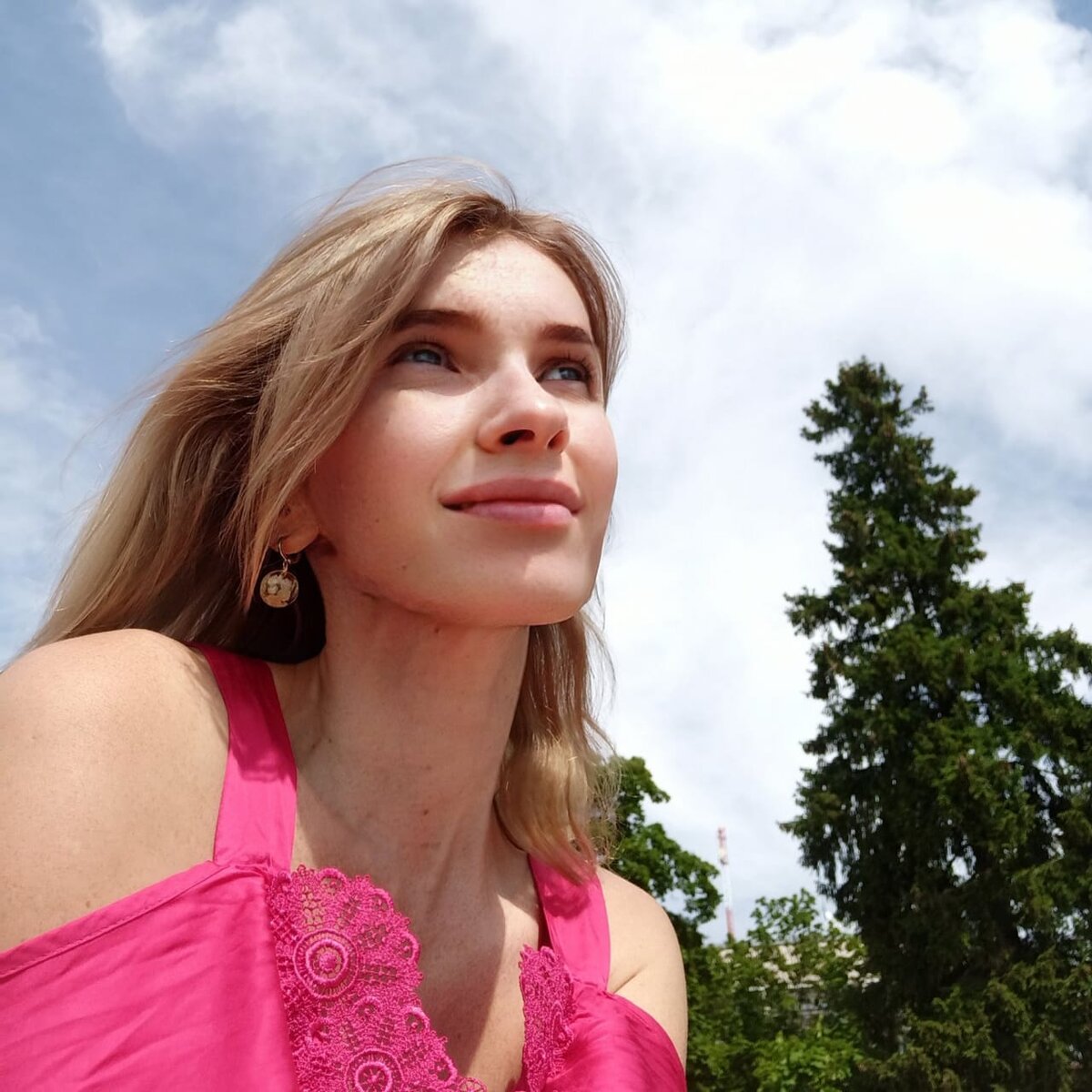 Украшения с цветами внутри - мое призвание. Нравятся мои работы? Пишите в комментариях!