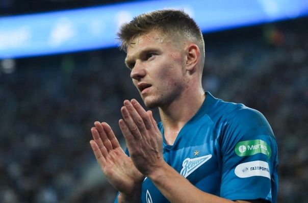 Олег Шатов попрощался с болельщиками - фото из открытых источников 