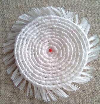            Круг из шпагата в технике макраме
