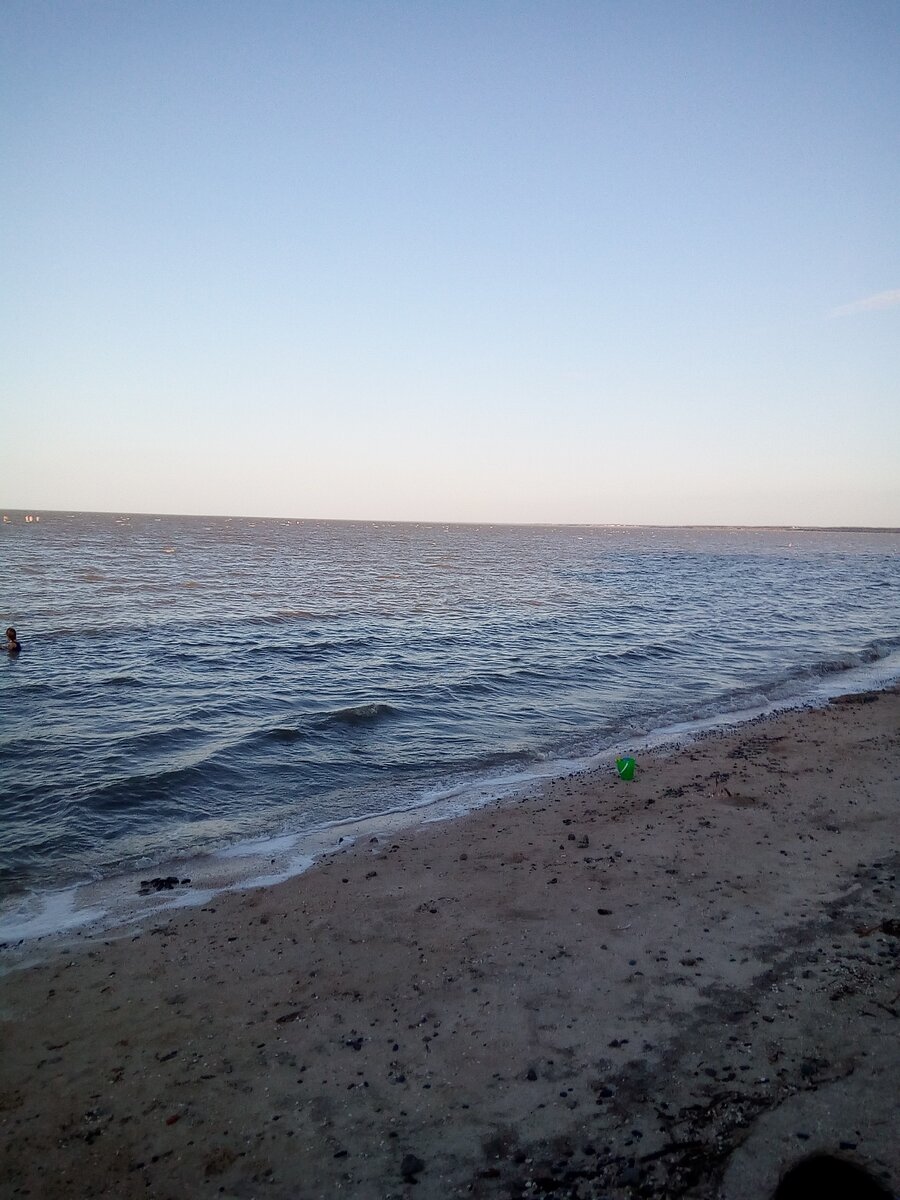 Ейский лиман вечером.