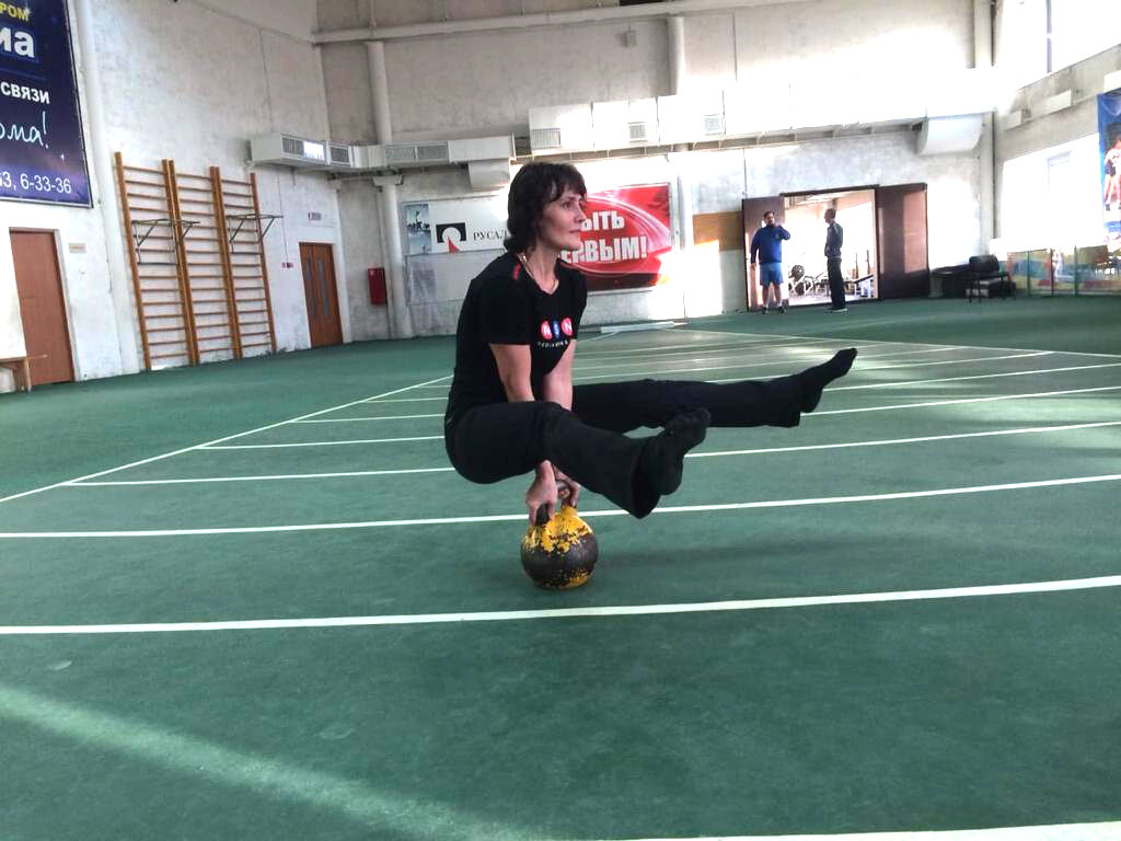 Лариса Девишек