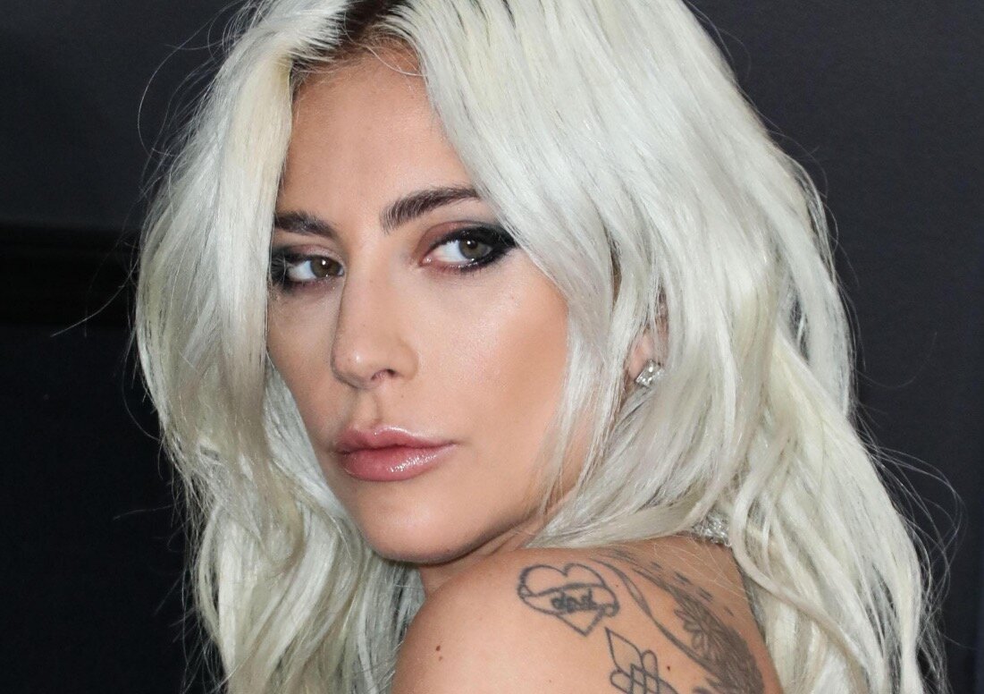 Lady gaga radio gaga. Lvl1 певица. Леди гага скай. Леди гага. Леди гага скай.