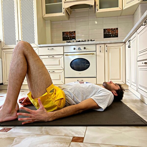 5 exerciții pentru a scăpa de amorțeala mâinilor după 45 de ani.  arătând exerciții