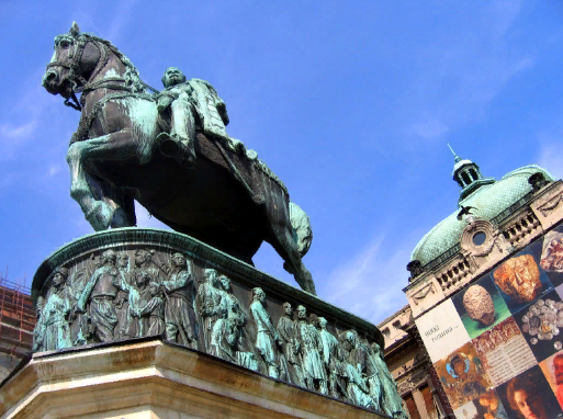 Белград, статуя