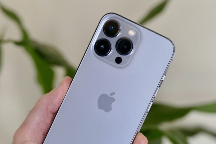     Apple запретили продавать iPhone 5G в Колумбии — вот почему