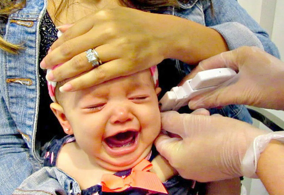 Прокалываем маму. Мама проколола сыну уши. Прокалываем маму. Прокалываем маму. Мама проколола сыну уши.