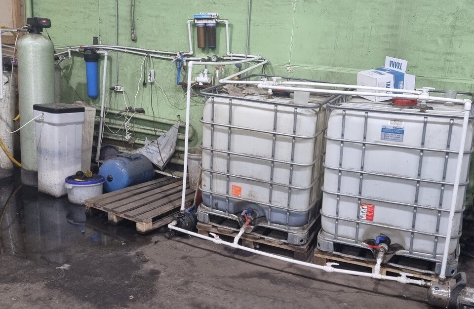     Подпольный цех по розливу алкоголя в Советском районе. Фото пресс-службы УФСБ России по Воронежской области.