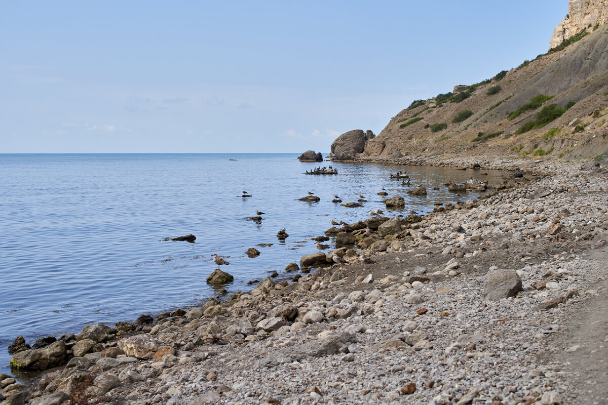 Тут мы начали путь. Запомните этот камушек на горизонте.