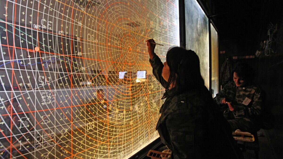    Командный пункт управления учений войск ПВО© РИА Новости / Михаил Фомичев