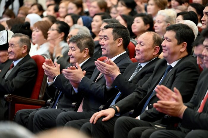 Источник фото: president.kg