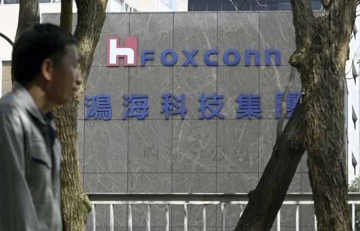 Беспорядки на заводе Foxconn в Чжэнчжоу. (Photo by SAM YEH/AFP via Getty Images)