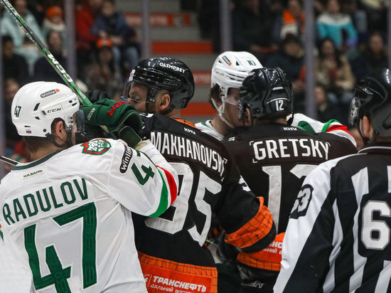     Хабаровский «Амур» всухую проиграл второй матч «Ак Барсу». Фото ХК «Амур»