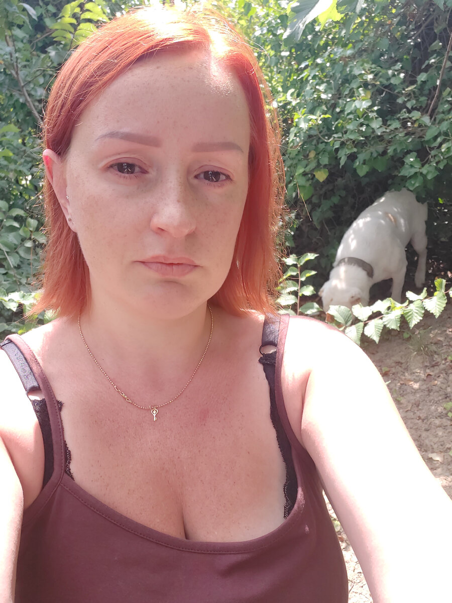 Слёзы днём и ночью...просыпаешься ревёшь, Засыпаешь ревёшь.....