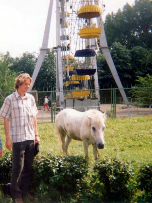 Рома и тот самый пони.