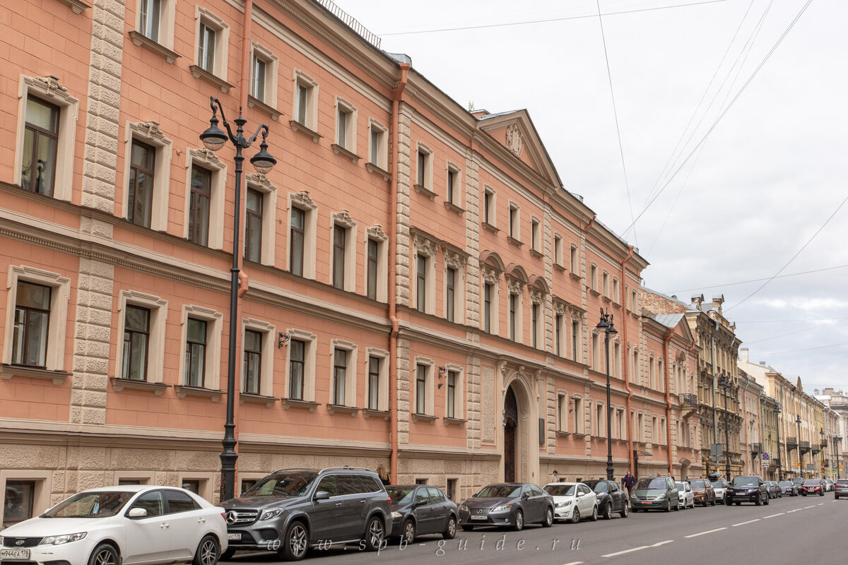 Санкт петербург миллионная улица